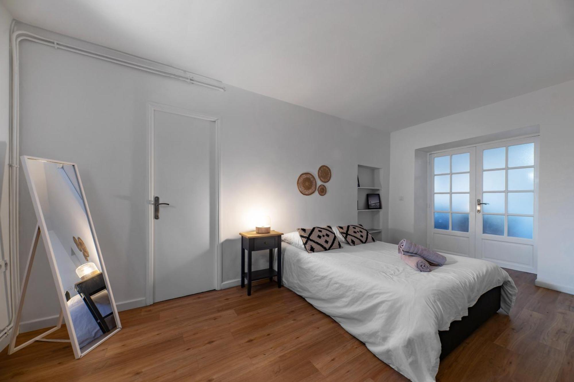 Le Celestin - 2 Avec Jardin En Centre Appartement *